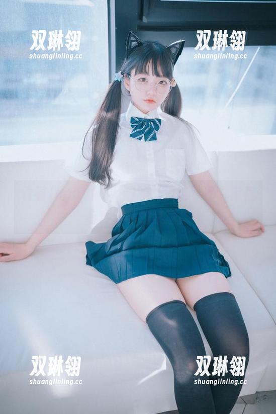 看看Jenny(정제니)的‘清纯’照，简直有种隐秘的禁忌感