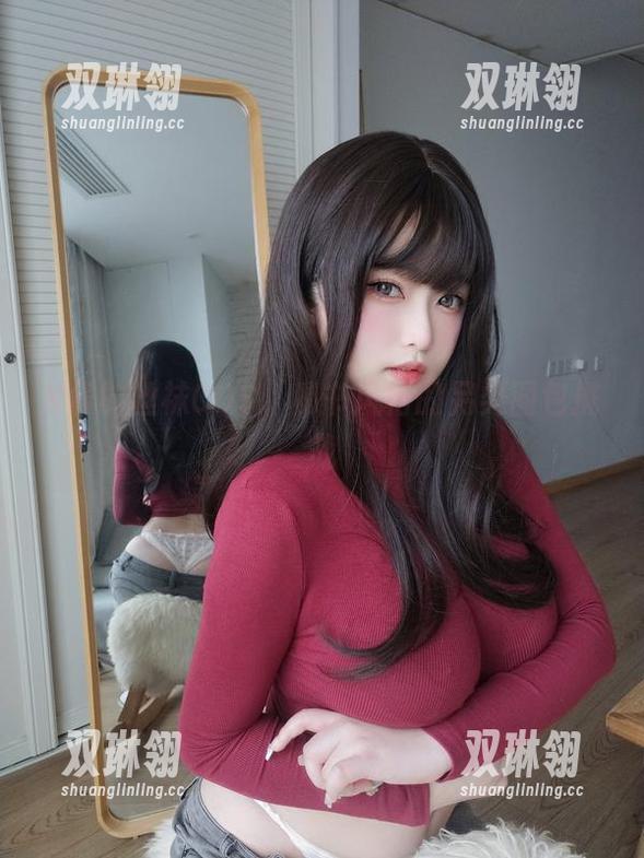 K酱的丝袜COS，秘书风格的另类图包挑战