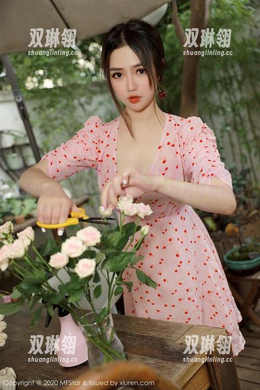 MFStar模范学院 - 看着柳侑绮Sevenbaby穿上和服，美图里飘动的裙摆和我的心一样，晃晃悠悠图包值得一翻。