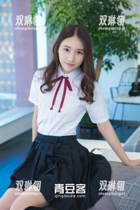 TGOD推女神 - 柠檬c_lemon定制：办公室里的不务正业时刻