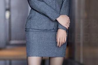 XIAOYU语画界 – 泳池是徐莉芝Booty的舞台，私房图集中完全没对自己客气啊。