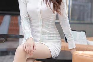 Xiuren秀人网 – Egg-尤妮丝Egg的新作：灰丝写真，你们这是要逆天啊？