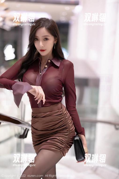 Xiuren秀人网 - 资源来了！Elise谭晓彤的丝袜，让你的眼睛也住进这个满是趣味的图包！