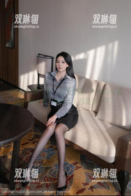 Xiuren秀人网 - 美图佐证：FoxYini孟狐狸的白裙，难道人人都该穿一下？