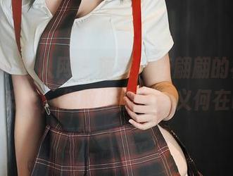 Xiuren秀人网 – 菠菜，唐翩翩的福利图片是皮衣，你敢相信这意义何在吗？