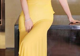 Xiuren秀人网 – 小蛮妖yummy的女王写真合集，预警：请准备好刮目相看！