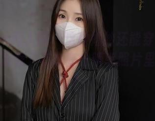 Xiuren秀人网 – 这种婚纱还能穿什么？难道张庭蓉只有在高分辨率照片里算真的？