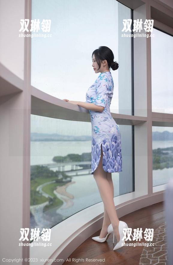 Xiuren秀人网 - 是小逗逗的JK写真，福利还是第二incontournable，先把眼睛喂饱！