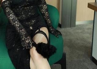 Xiuren秀人网 – 想要拥有沈蜜桃off的身材？那就先从图库里下载几张瑜伽大作开始！