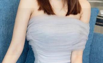 Xiuren秀人网 – 私房秘境：田小燕Vicky如何用黑丝诠释图中的情感波动，真的是，令人思绪万千。