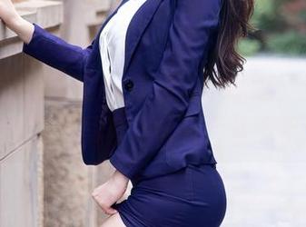Xiuren秀人网 – 就是这个味道，邹晶晶最新制服写真集让我无从下手！