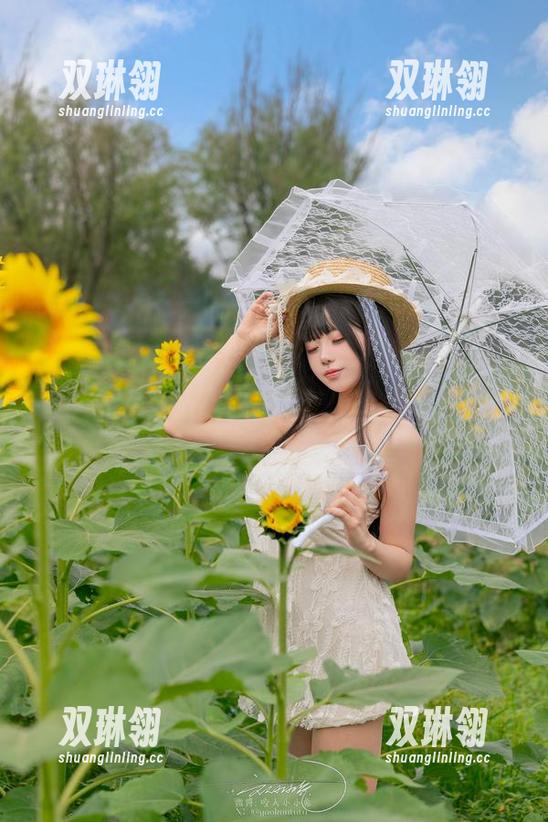 哦，Yiko湿润兔的写真在网盘里！申鹤与明枪，你准备好了吗？