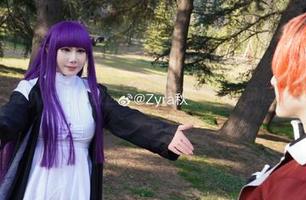 不止是课本，Zyra秋在校园的高清原图里，画风居然有点不正经。