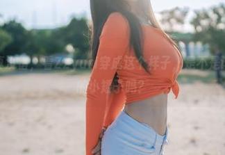 黑丝美图真没错，看Zzyuri穿成这个样子，是不是该追回当年的小矮子吗？