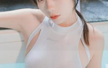usejan蓝蓝的瑜伽写真，精选到让你想要试试的姿势
