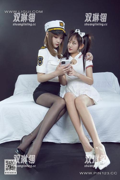 丽柜 - 千万别让由美的天台照塞满我的相册，不然这壁纸我非换不可...