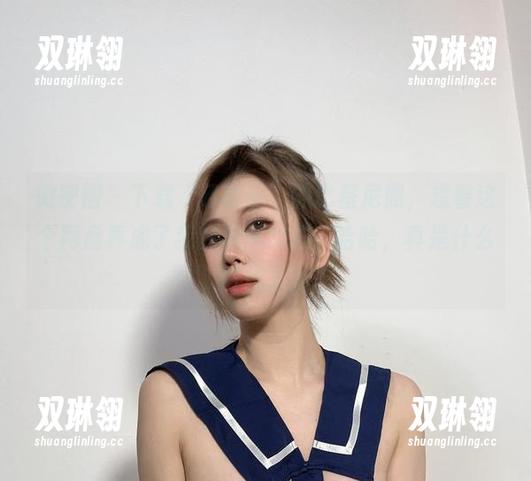微密圈 - 下载“乙醇子”的比基尼照，想着这个网盘真成了我的新风物志，哈哈，真是什么时代了！
