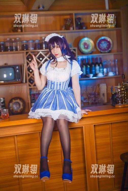 超期待的九曲Jean更新：最新JK露脐制服套图，怪我自己啥也没说