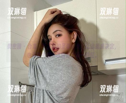 微密圈 - 合集：于芷晴的圣诞红兔，让我暗暗决定，也许明年我也该给自己添一抹红。