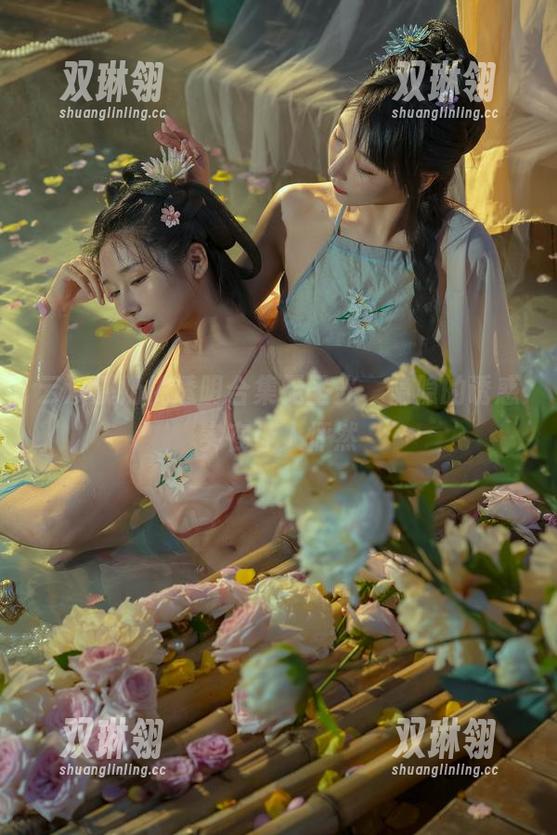 云溪溪奶桃透明合集无圣光，隐隐的诱惑实在让人怦然