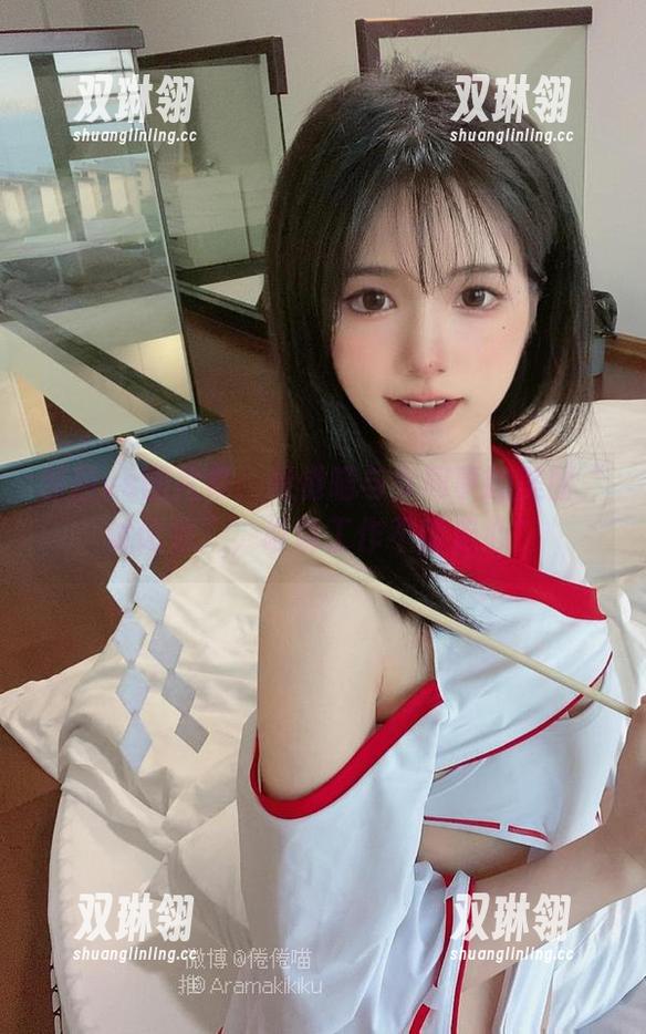 原图vs图片集：倦倦喵与女同事的美丽“讨论会”，谁说工作不能走心？