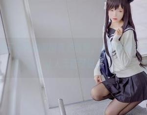 兔玩映画，御子皮衣的原图有点叛逆，壁纸却这么温柔，合适得让人无话可说。