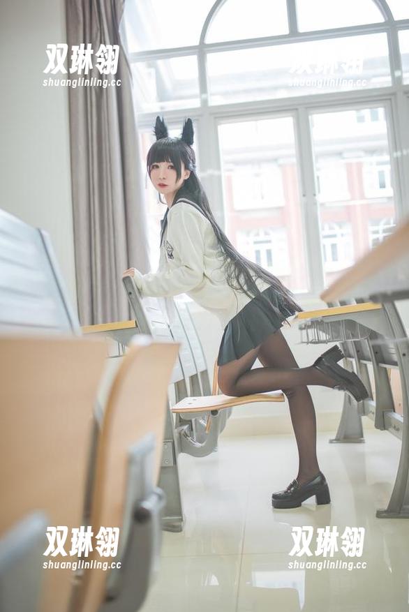 来自北之北的套装写真，有种捉弄人心的魔力！