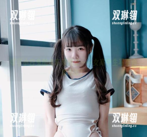 可可小白兔的电车奇遇记——女高中生写真合集趣谈！