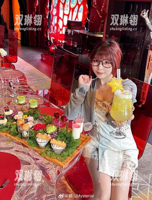 宝儿mysterial出招：这私拍里的索尼子果然不简单！