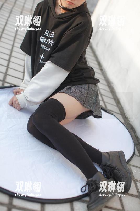 少女秩序 - 要下载晞可的美腿？图库里不收费，但心脏要负担得起哦！