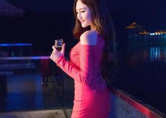 推女神 – 当Una尤娜遇上办公室，想象中，高清图册的日常？