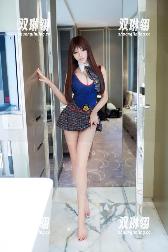 推女郎 - 来一波冯雨芝毛衣在线合集——她不是在穿毛衣，而是在和我对话！