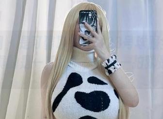 微密圈 – 是可馨耶用这件23号球服全套图包，真的是一把好手，随便一拍就是大片。