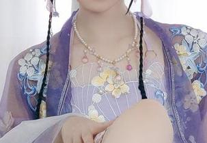 朝雾爱穿比基尼，cos得有点太随性了吧！