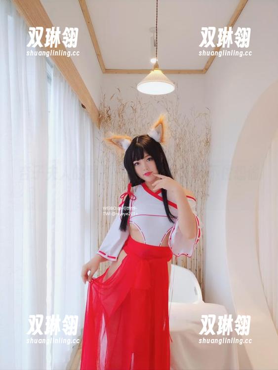 杏子夫人的照片集：甜心让人忍不住想偷吃！