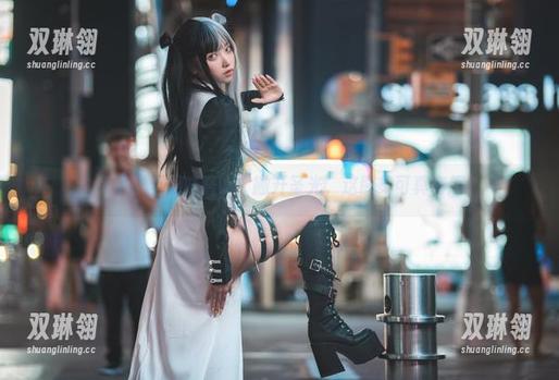 兔子护士果咩酱w：撇开圣光，这图集可真有趣