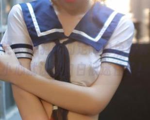 模范学院 – 慕羽茜的定制白色写真，一不小心就让你白白被迷住了！