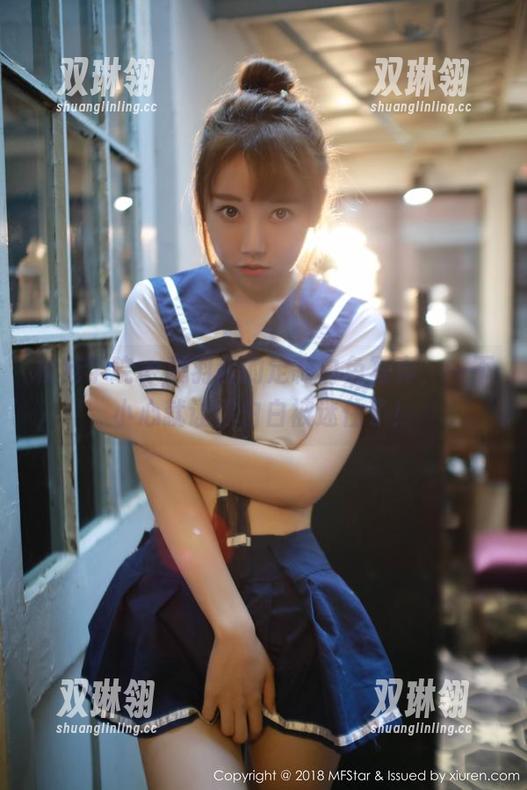模范学院 - 慕羽茜的定制白色写真，一不小心就让你白白被迷住了！