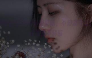 零星的樱晚gigi婚纱套图更新，不知道在想什么，反正我目不转睛