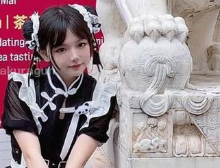 樱群的私房泳池图集，水面反射的光影是不是有点过于迷人了？