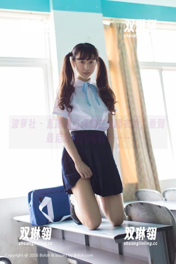 波萝社 - 直播柳侑绮的在线睡衣秀，看到最后我竟然睡着了……