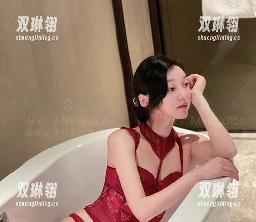 微密圈 - 丢掉常规，来一组牛奶里的果汁水手服的高清写真
