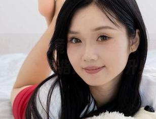 物恋传媒 – 小晴竟然也穿泳装？高清写真集，煽情指数直线上升！