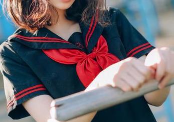 这西装裤引发的少女衣橱大战，疯猫ss的套图见证了什么？