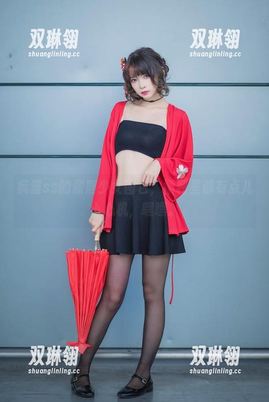 疯猫ss的麋鹿少女图包，福利里都有点儿小心机，嘿嘿。