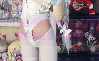白栎Shirly红裙的高清cos，随便哪一张都够你反复看几遍的