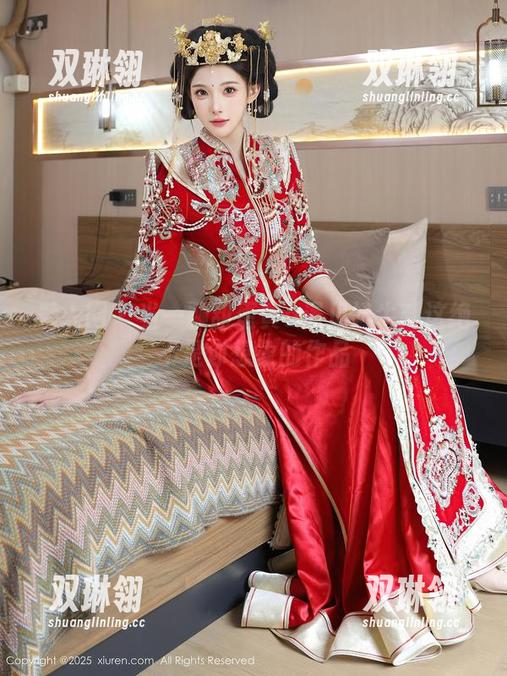 秀人网 - 当一颗甜蛋黄a遇见奶牛：这绝不是你想象的作品