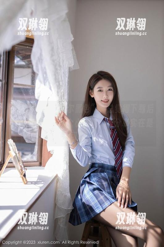 秀人网 - 这“允尔黑色”，总觉得下载后放网盘如同藏了个小宝贝，不分享实在是太可惜了。