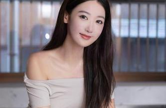 秀人网 – 妖娆姿态还是私拍秘籍？美图届的就是阿朱啊，竟然就这样破解了我的思维！