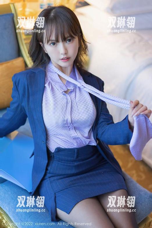 秀人网 - 软软子的私房短裤图，谁在打磨柔软的边缘？